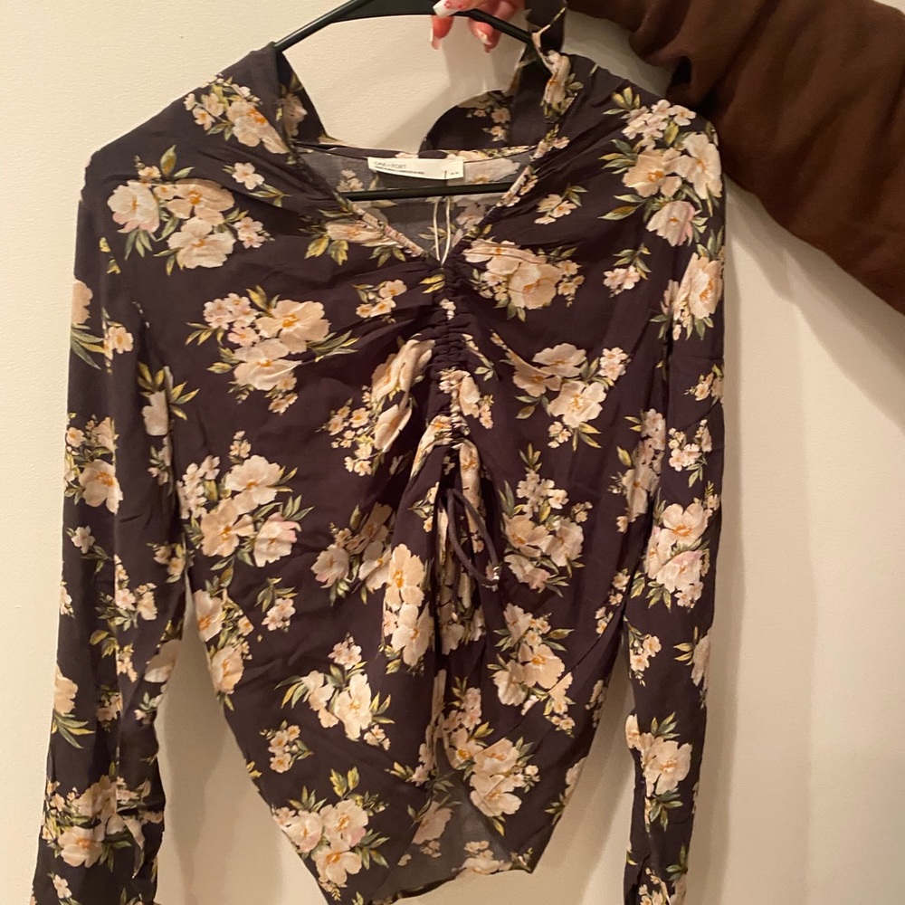 Long sleeve floral blouse